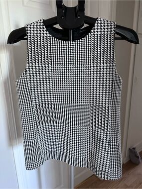 Ann Taylor Black Textured Knit Shell
